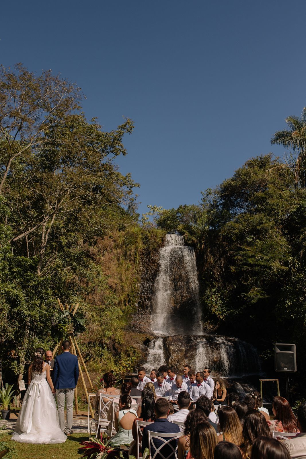Foto Casamento na Cachoeira- Leticia + Mafran - Queda Dagua Araguari Foto Casamento na Cachoeira- Leticia + Mafran - Queda Dagua Araguari - Imagem 60