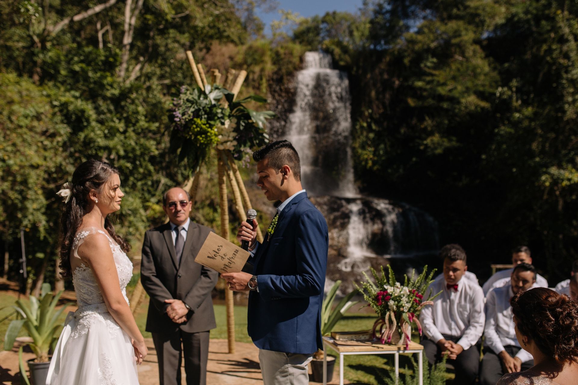 Foto Casamento na Cachoeira- Leticia + Mafran - Queda Dagua Araguari Foto Casamento na Cachoeira- Leticia + Mafran - Queda Dagua Araguari - Imagem 78