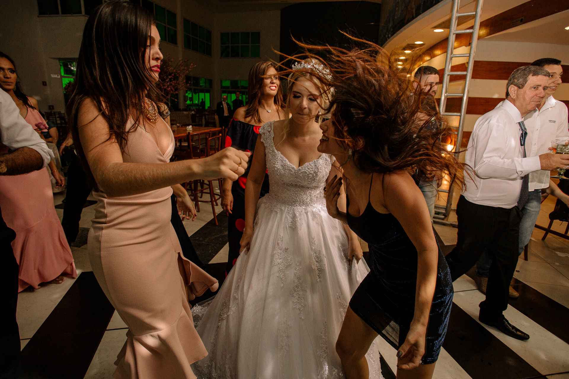 Foto Casamento na Paróquia São Judas Tadeu- Uberlândia MG Foto Casamento na Paróquia São Judas Tadeu- Uberlândia MG - Imagem 93