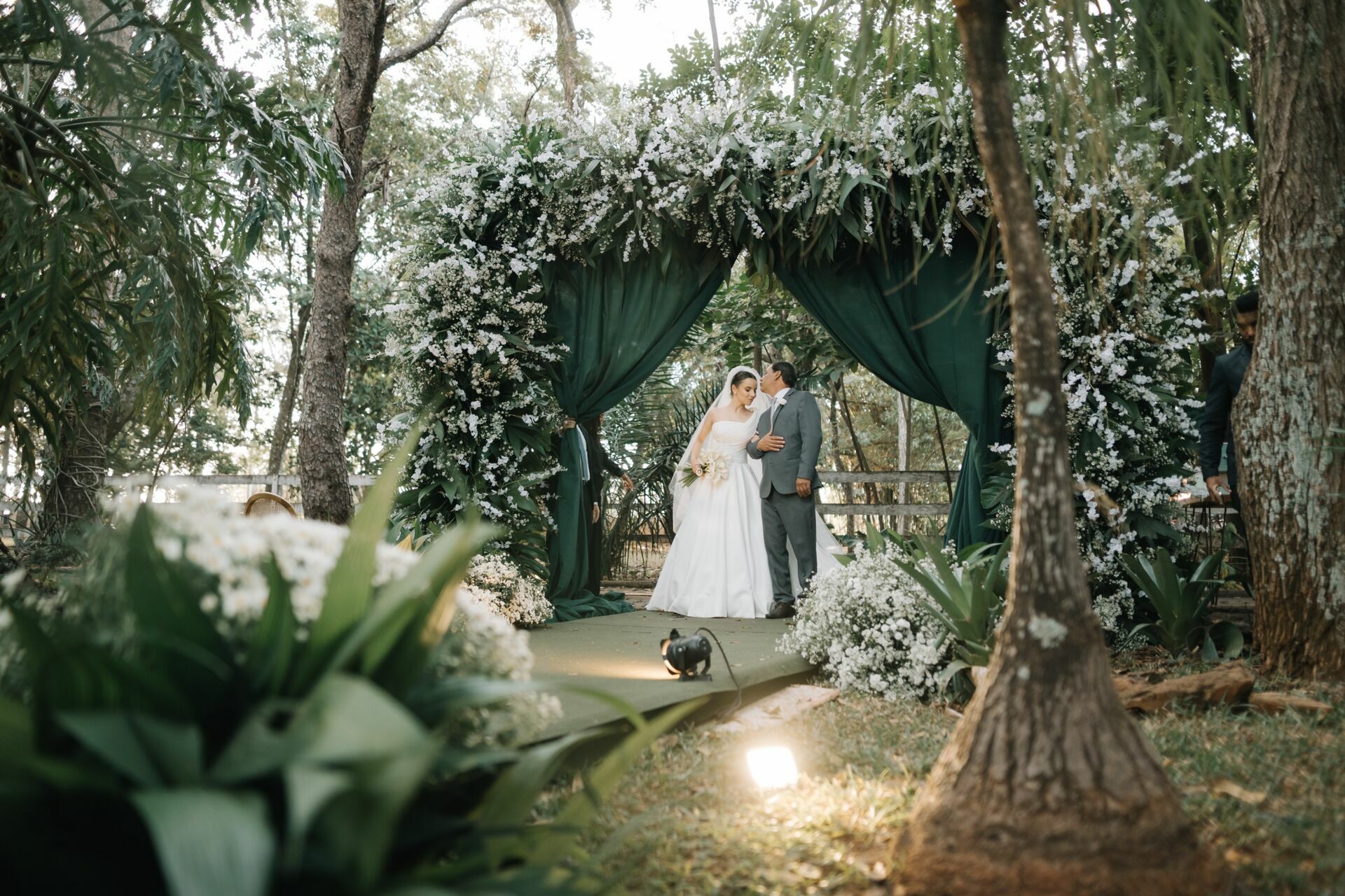 Foto Casamento na Casa do Bosque Uberlândia MG- Luisa e Matheus Foto Casamento na Casa do Bosque Uberlândia MG- Luisa e Matheus - Imagem 51
