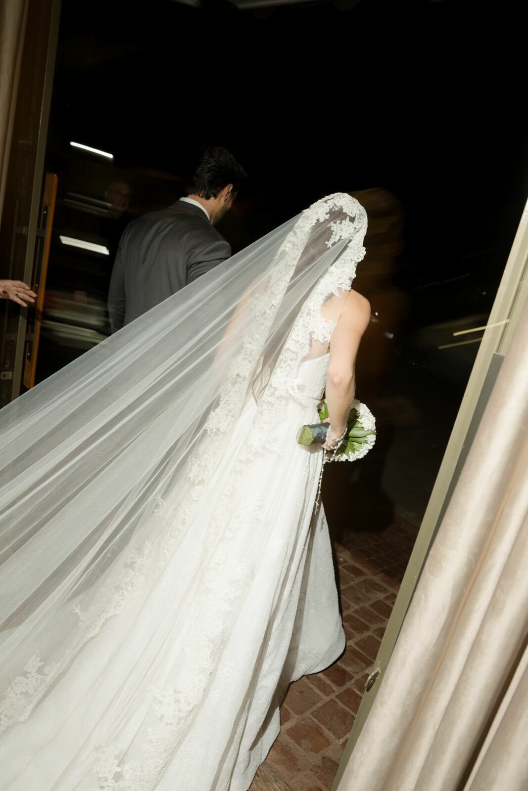 Foto Casamento na Igreja Nossa Senhora da Abadia do Patrimônio, e Festa no Clube Cajubá,em Uberlândia MG  - Imagem 101