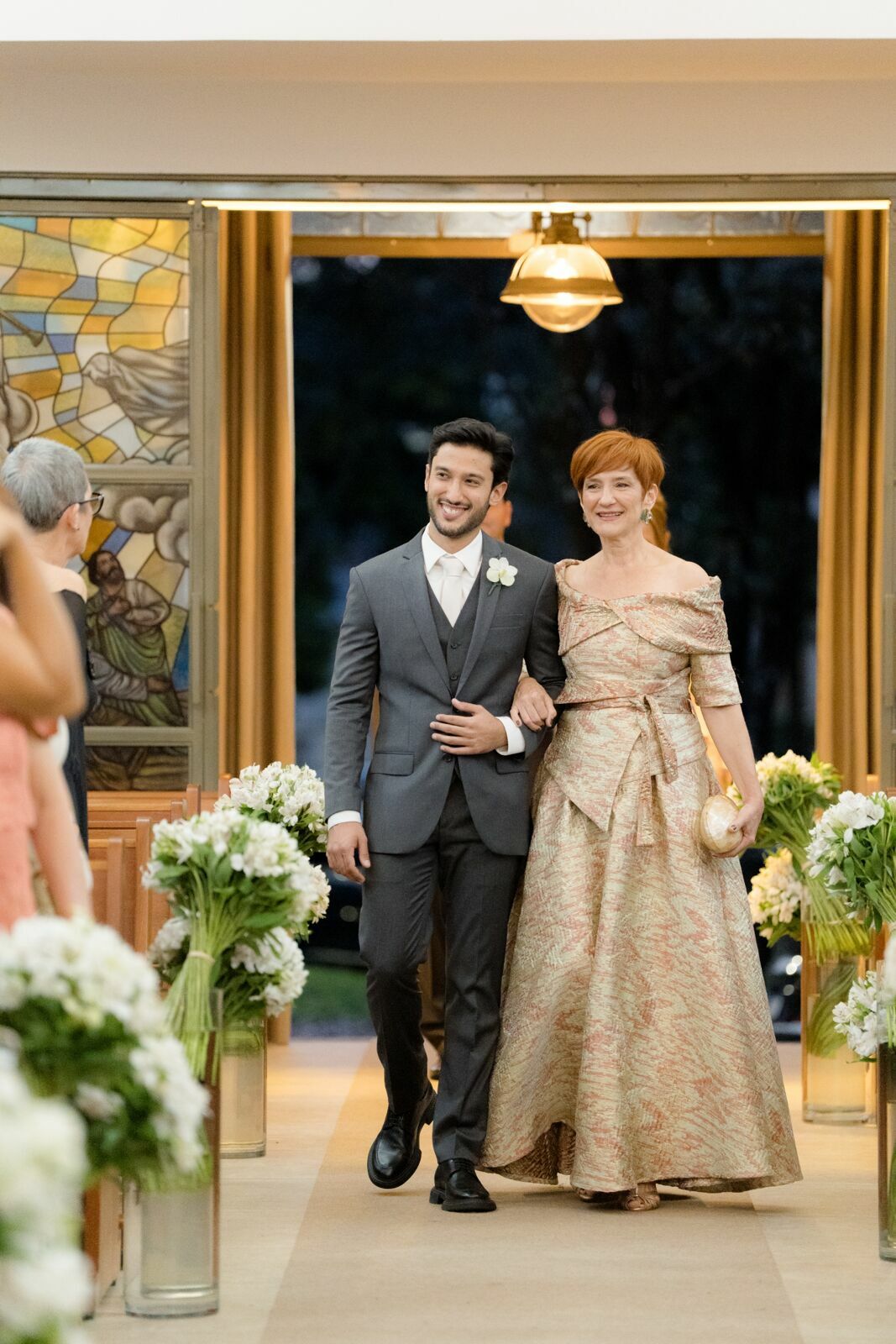 Foto Casamento na Igreja Nossa Senhora da Abadia do Patrimônio, e Festa no Clube Cajubá,em Uberlândia MG  - Imagem 27
