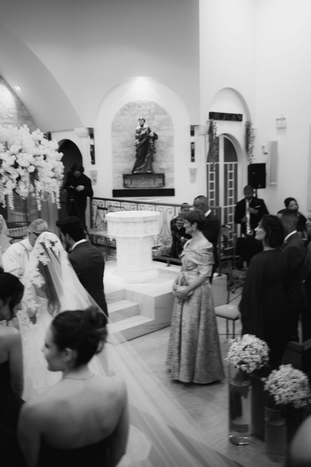 Foto Casamento na Igreja Nossa Senhora da Abadia do Patrimônio, e Festa no Clube Cajubá,em Uberlândia MG  - Imagem 55