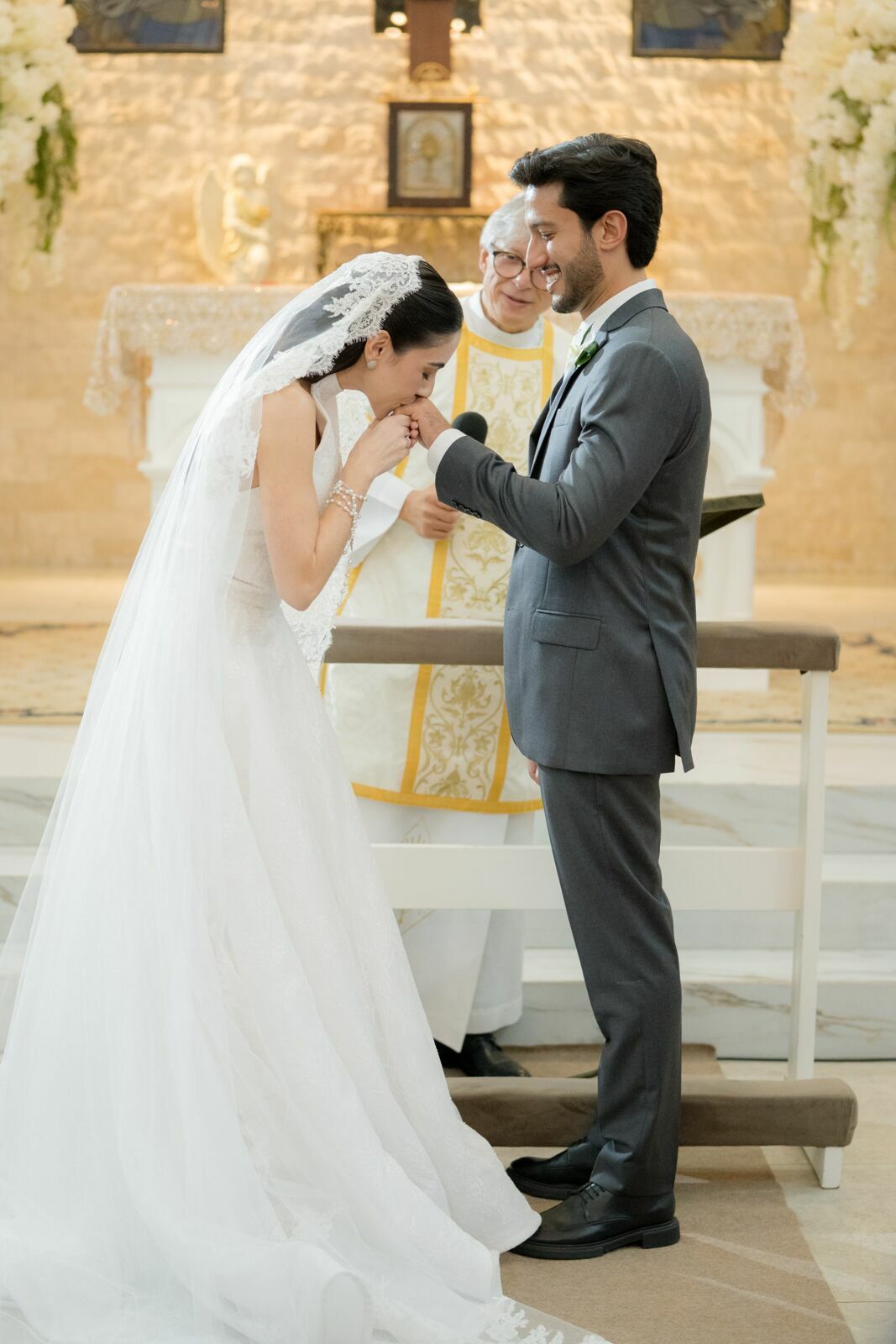 Foto Casamento na Igreja Nossa Senhora da Abadia do Patrimônio, e Festa no Clube Cajubá,em Uberlândia MG  - Imagem 78
