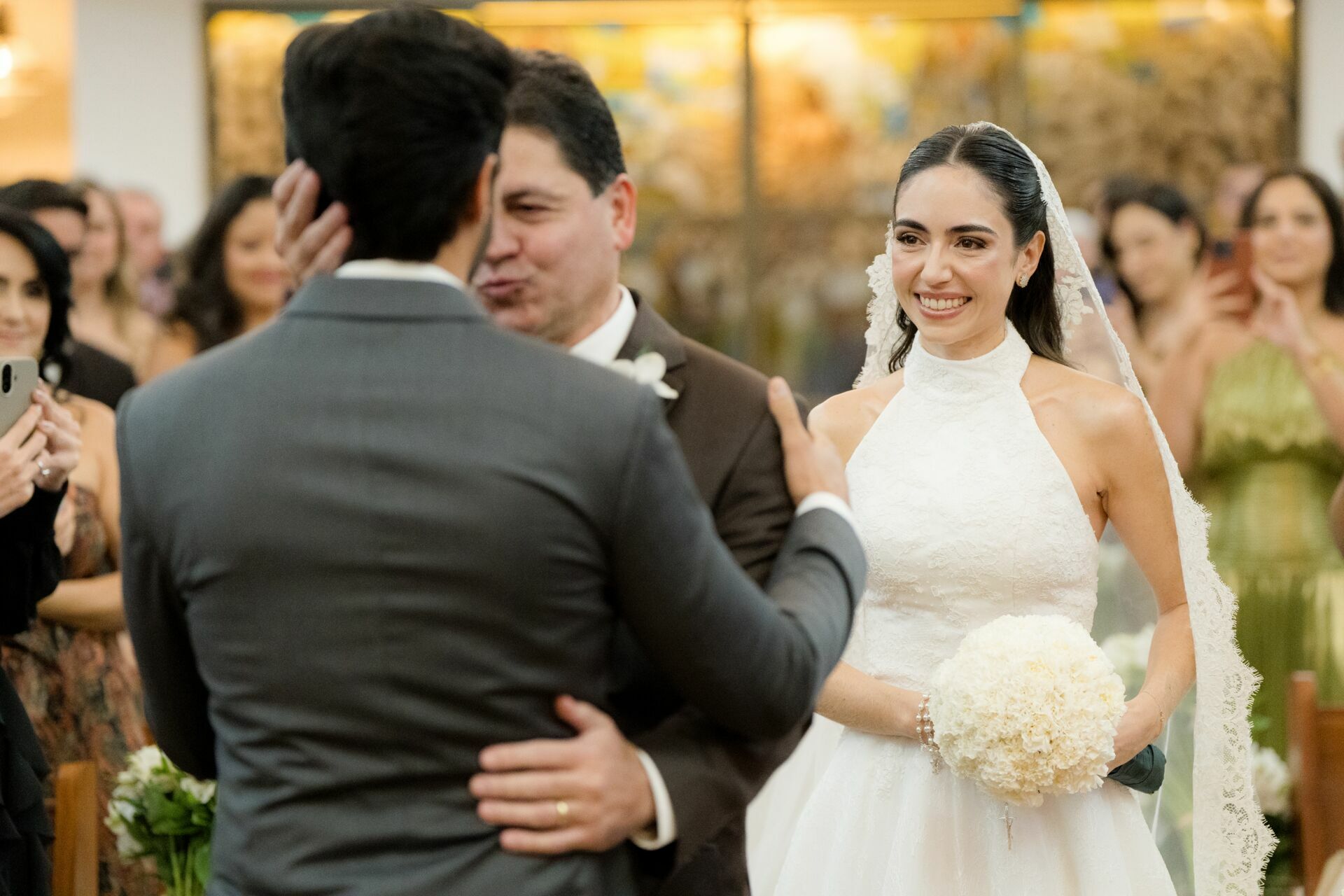 Foto Casamento na Igreja Nossa Senhora da Abadia do Patrimônio, e Festa no Clube Cajubá,em Uberlândia MG  - Imagem 51