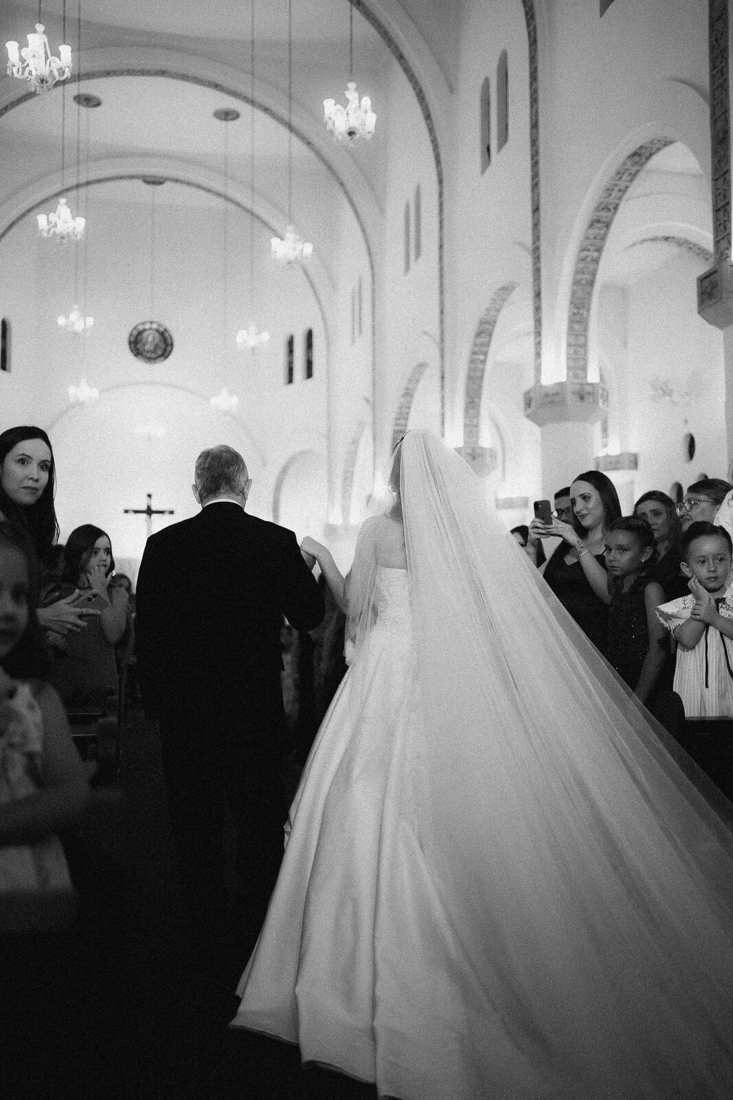 Foto Casamento na Igreja Nossa Senhora das Dores | Festa Cajuba / Uberlandia MG Foto Casamento na Igreja Nossa Senhora das Dores | Festa Cajuba / Uberlandia MG - Imagem 18