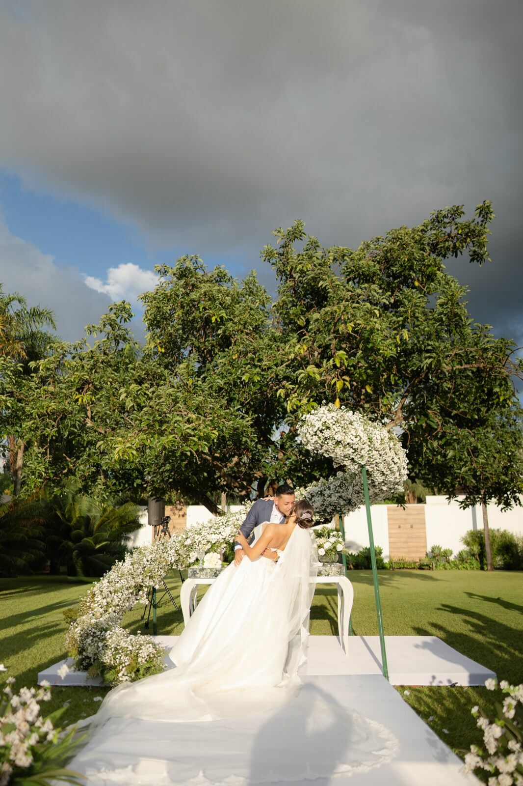 Foto Casamento na Chácara Bela Vista em Uberlândia | Jhully e Nikolas Foto Casamento na Chácara Bela Vista em Uberlândia | Jhully e Nikolas - Imagem 111