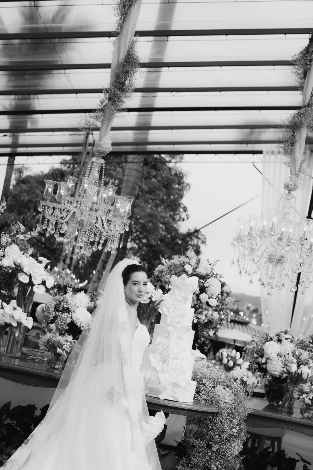 Foto Casamento na Basílica de Sacramento MG | Lisa e João Foto Casamento na Basílica de Sacramento MG | Lisa e João - Imagem 18