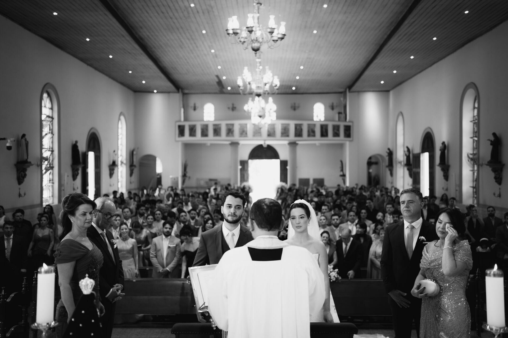 Foto Casamento na Basílica de Sacramento MG | Lisa e João Foto Casamento na Basílica de Sacramento MG | Lisa e João - Imagem 97