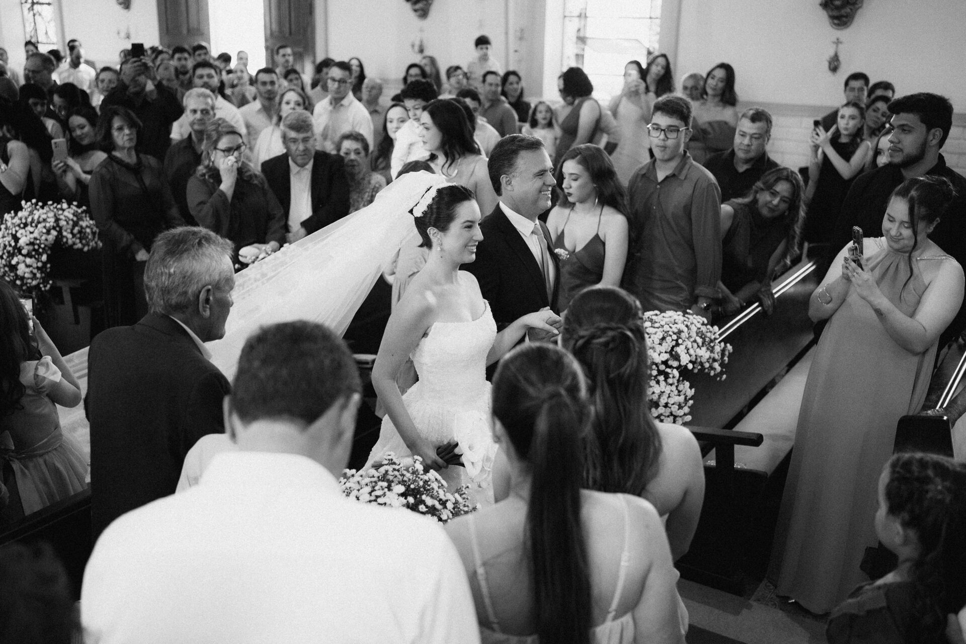 Foto Casamento na Basílica de Sacramento MG | Lisa e João Foto Casamento na Basílica de Sacramento MG | Lisa e João - Imagem 59